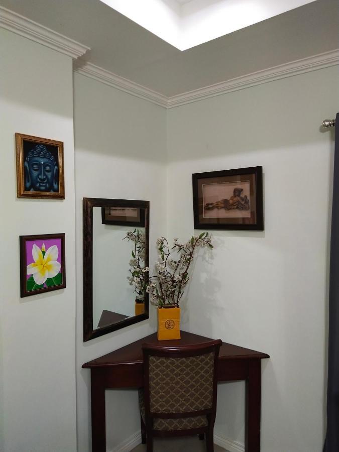 Bourbon St Apts Condo 16 อังเฮเลส ภายนอก รูปภาพ