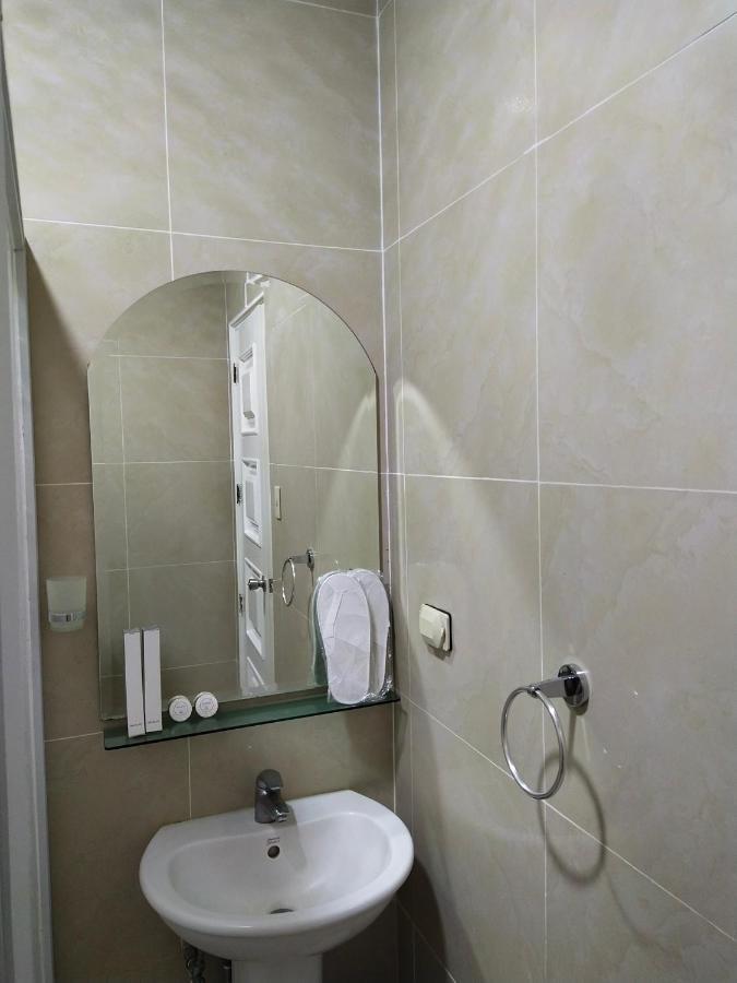 Bourbon St Apts Condo 16 อังเฮเลส ภายนอก รูปภาพ