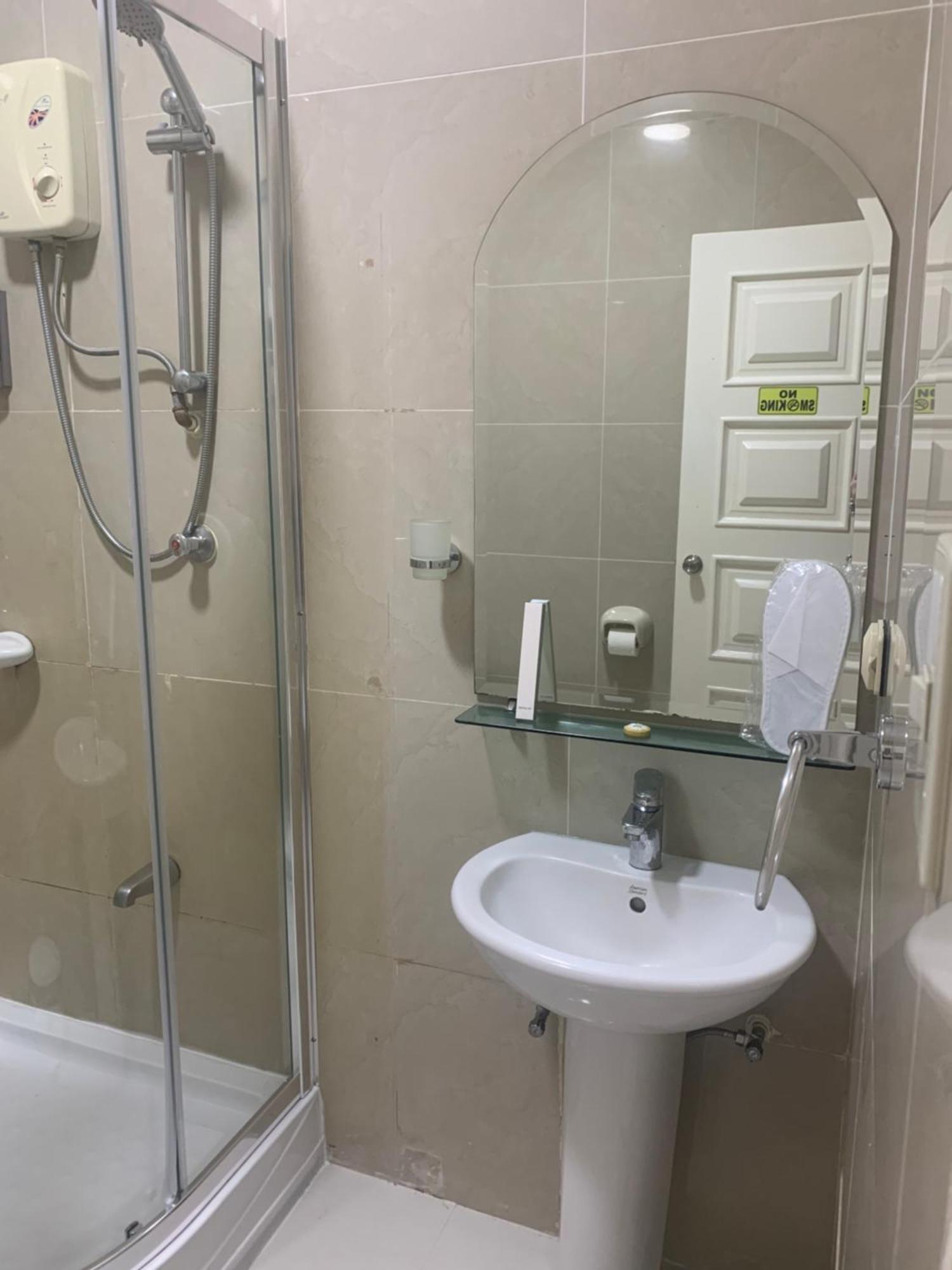 Bourbon St Apts Condo 16 อังเฮเลส ภายนอก รูปภาพ